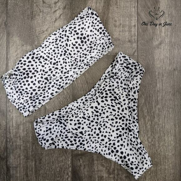 Omkagi Bandeau Bikini Swimsuit Size L - Picture 3 of 4